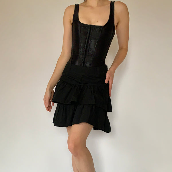 Noir Ruffle Skirt (S)