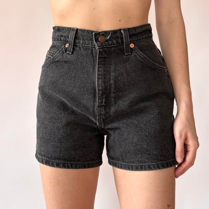 Levi’s 90s 920 Jean Shorts (XS)