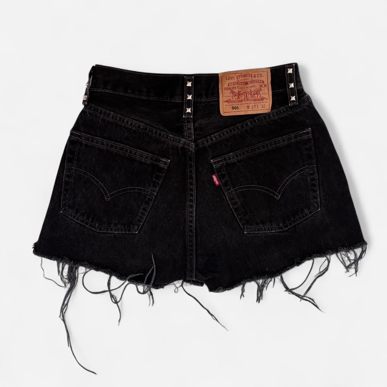 Levi’s 90s Studded Cutoffs (XS)
