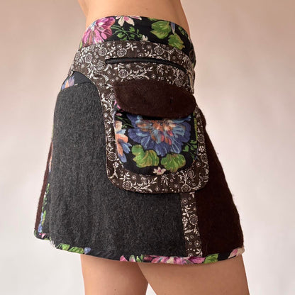 2000s Wool Mini Skirt (S-L)