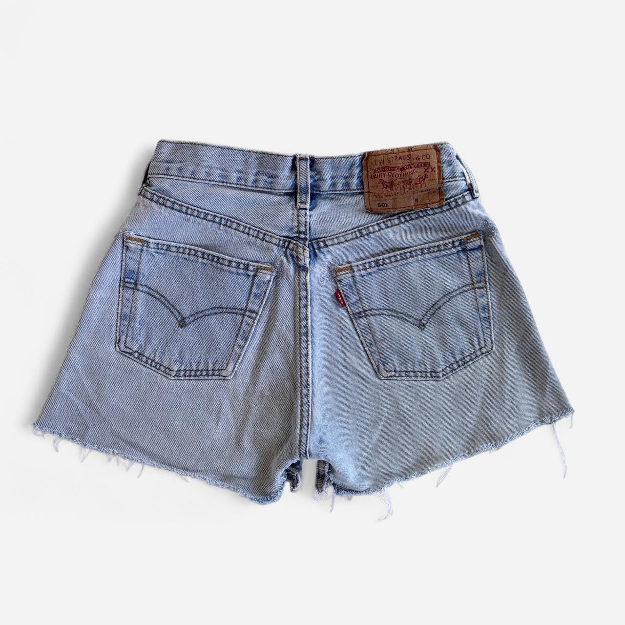 Levi’s 90s 501 Cutoffs (XS)