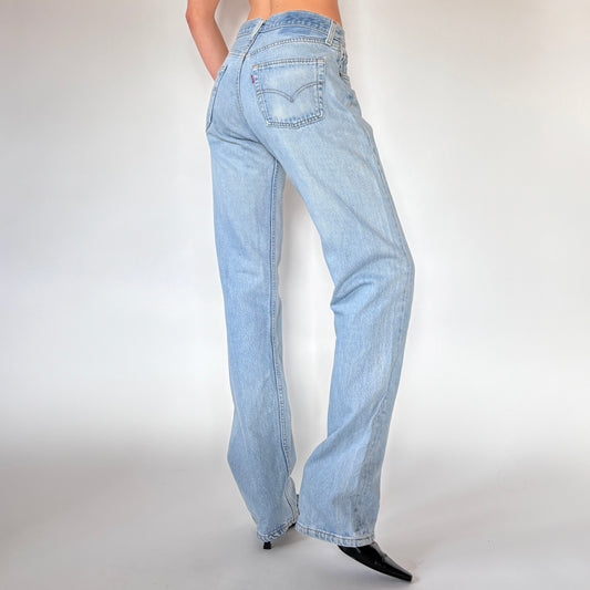 90s Levi’s 501s (S)