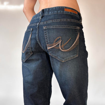 00s Low Rise Dark Wash Flare Jeans (M/L)