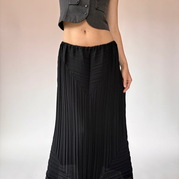 90s Noir Textured Maxi Skirt (M)
