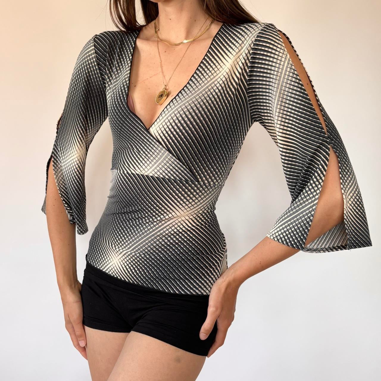 Y2K Trippy Top (S/M)