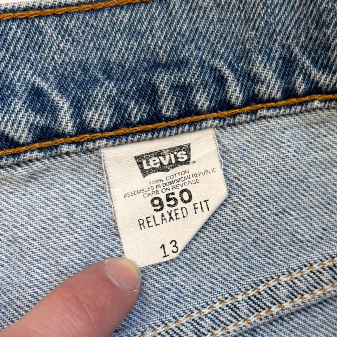 Levi’s 90s 950 Jean Shorts (L)