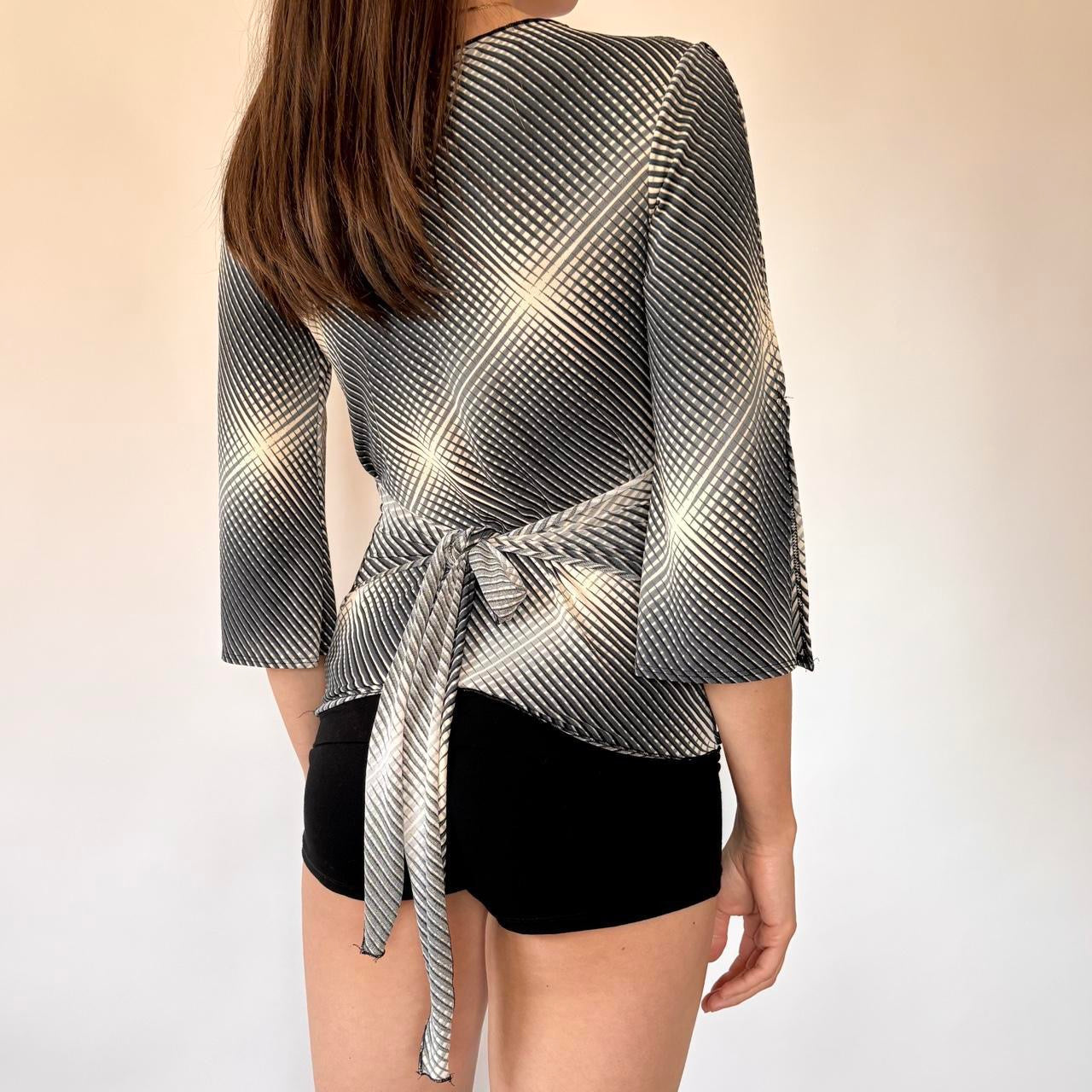 Y2K Trippy Top (S/M)