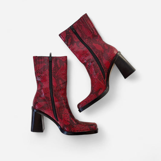 90s Red Leather Snakeskin Boots (6.5)