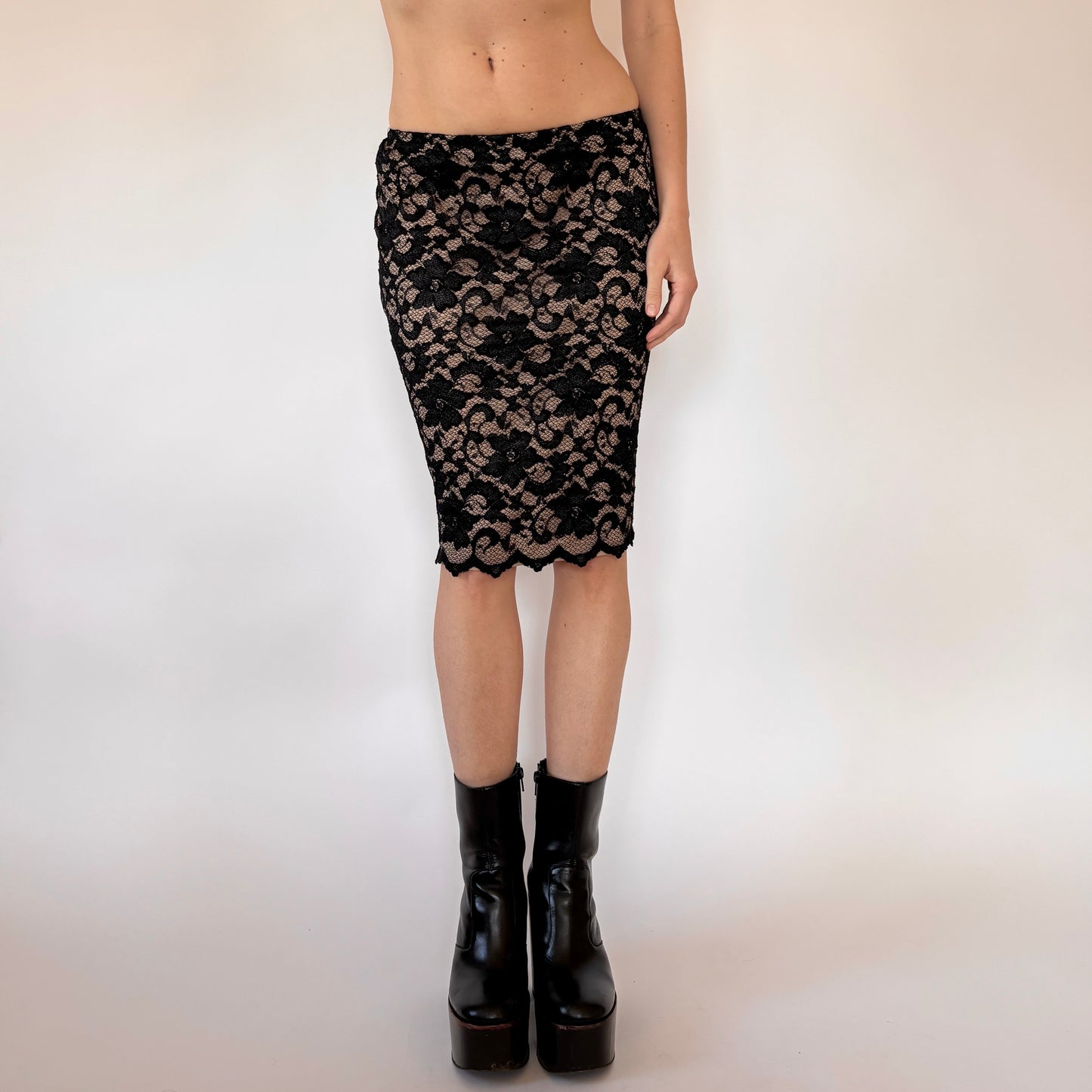 90s Noir Lace Midi Skirt (XS)