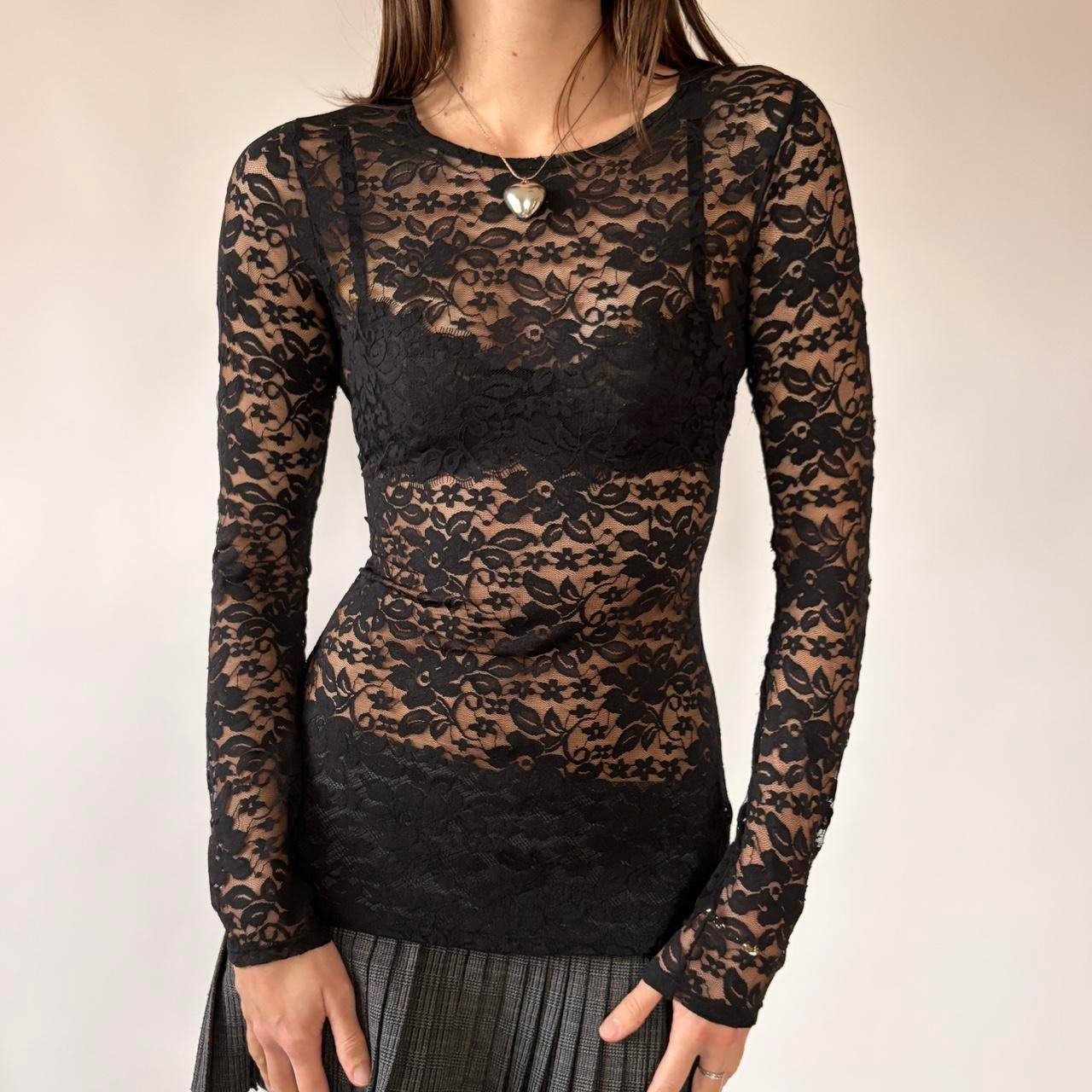 00s Black Lace Longsleeve Top (S/M)