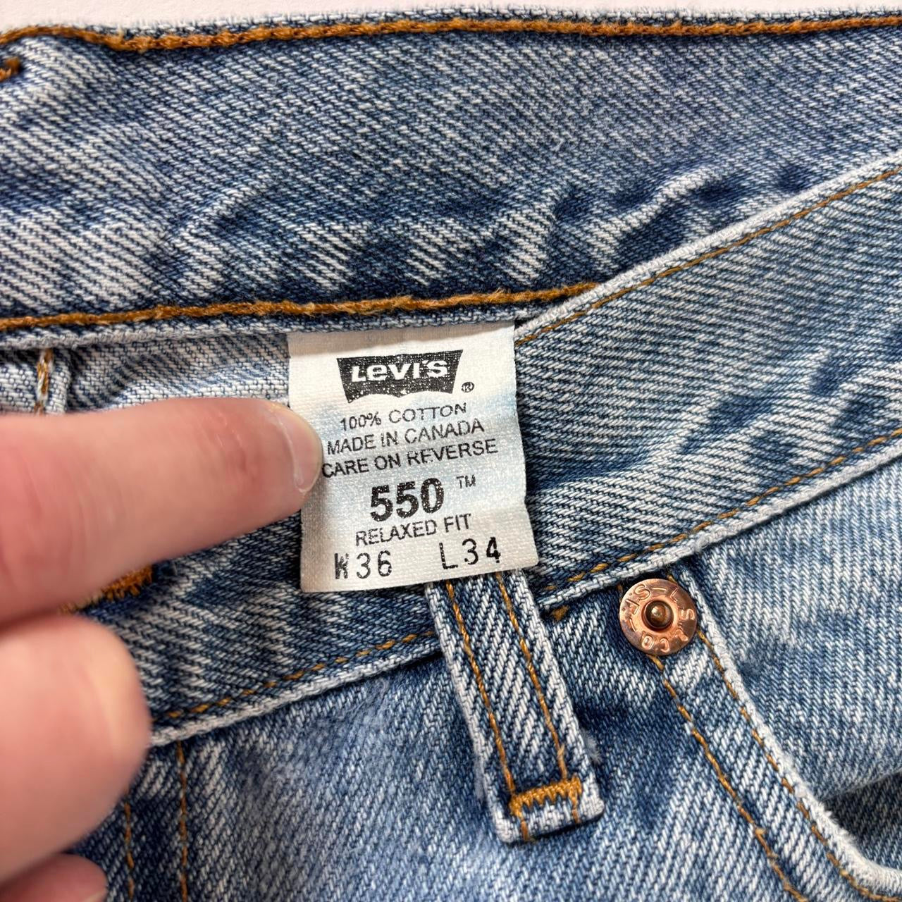 Levi’s 90s 550 Jeans (XL)