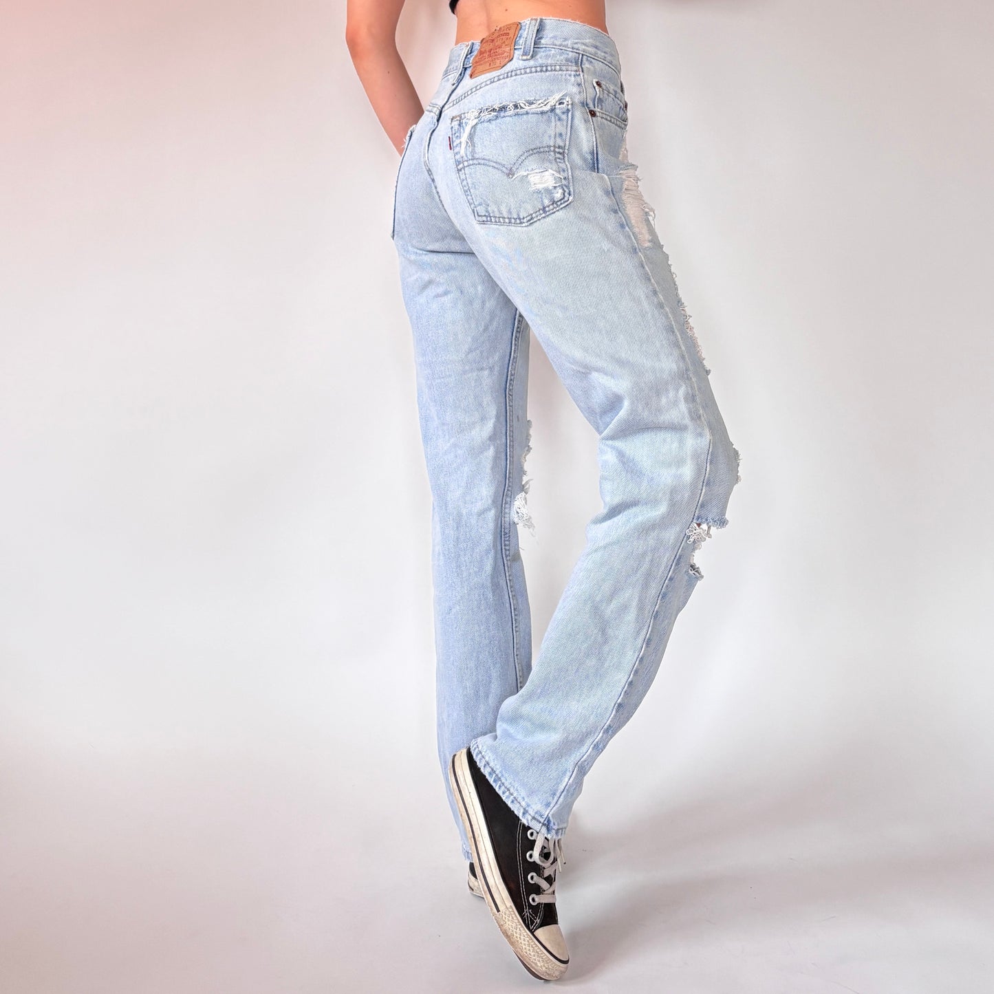 Levi’s 90s Distressed 505 Jeans (S/M)