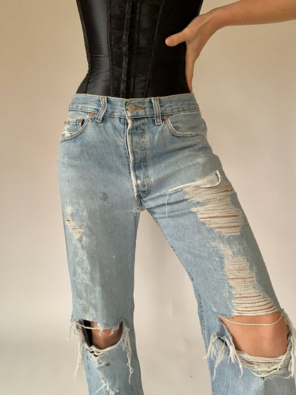 Vintage Distressed Levi’s 501s (M)