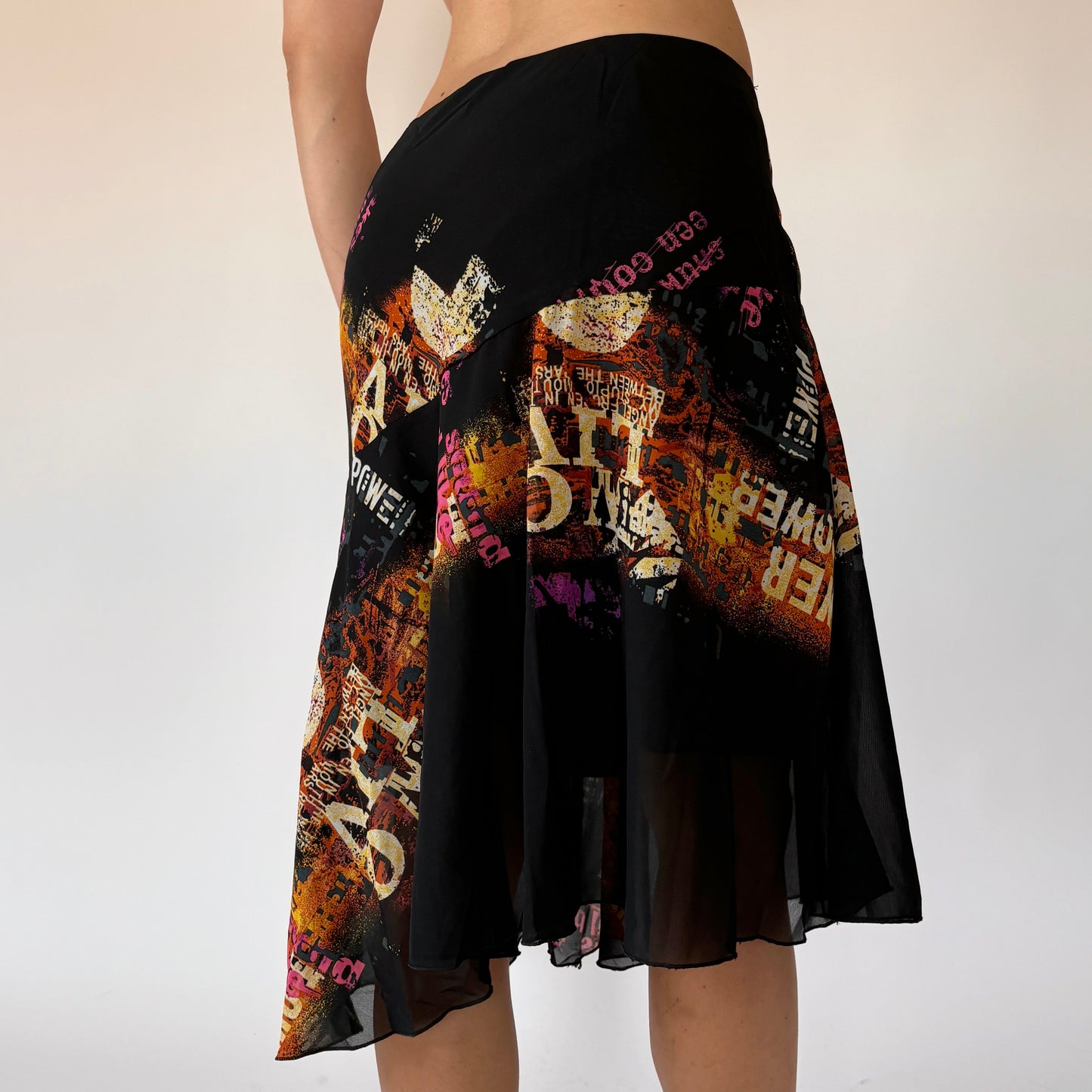 Y2K Graphic Print Midi Skirt (M)