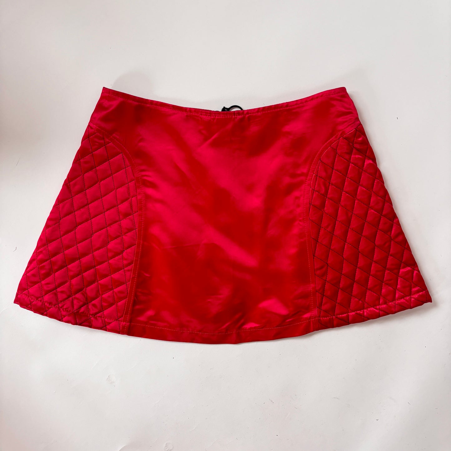 Lip Service Cherry Satin Mini (S/M)