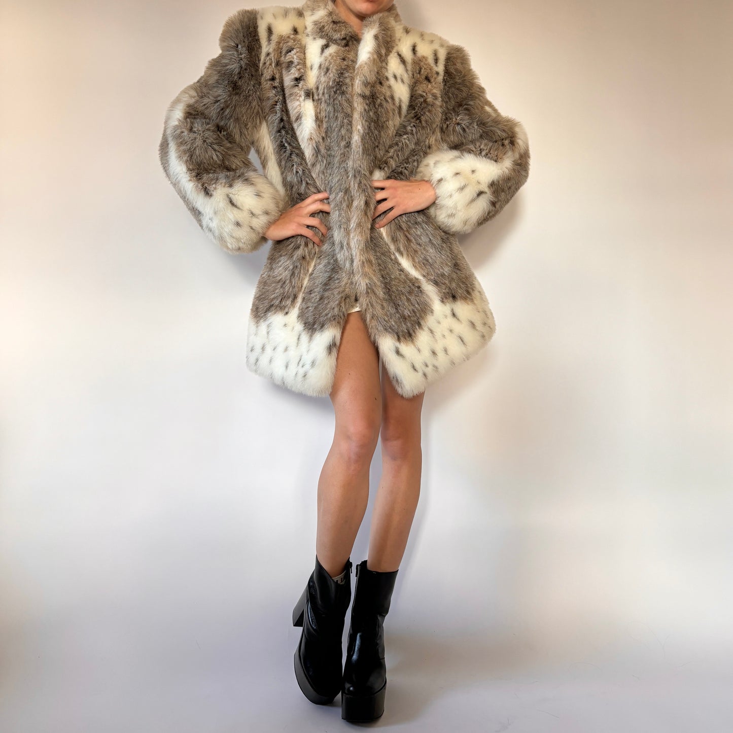 80s Faux Fur Coat (M/L)