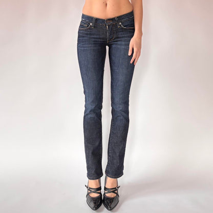 2000s Low Rise Slim Straight Jeans (XXS)