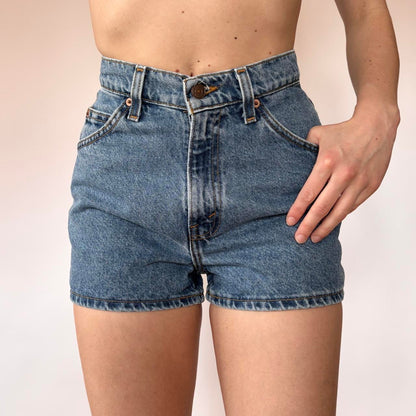 Levi’s 90s 912 Jean Shorts (XS)