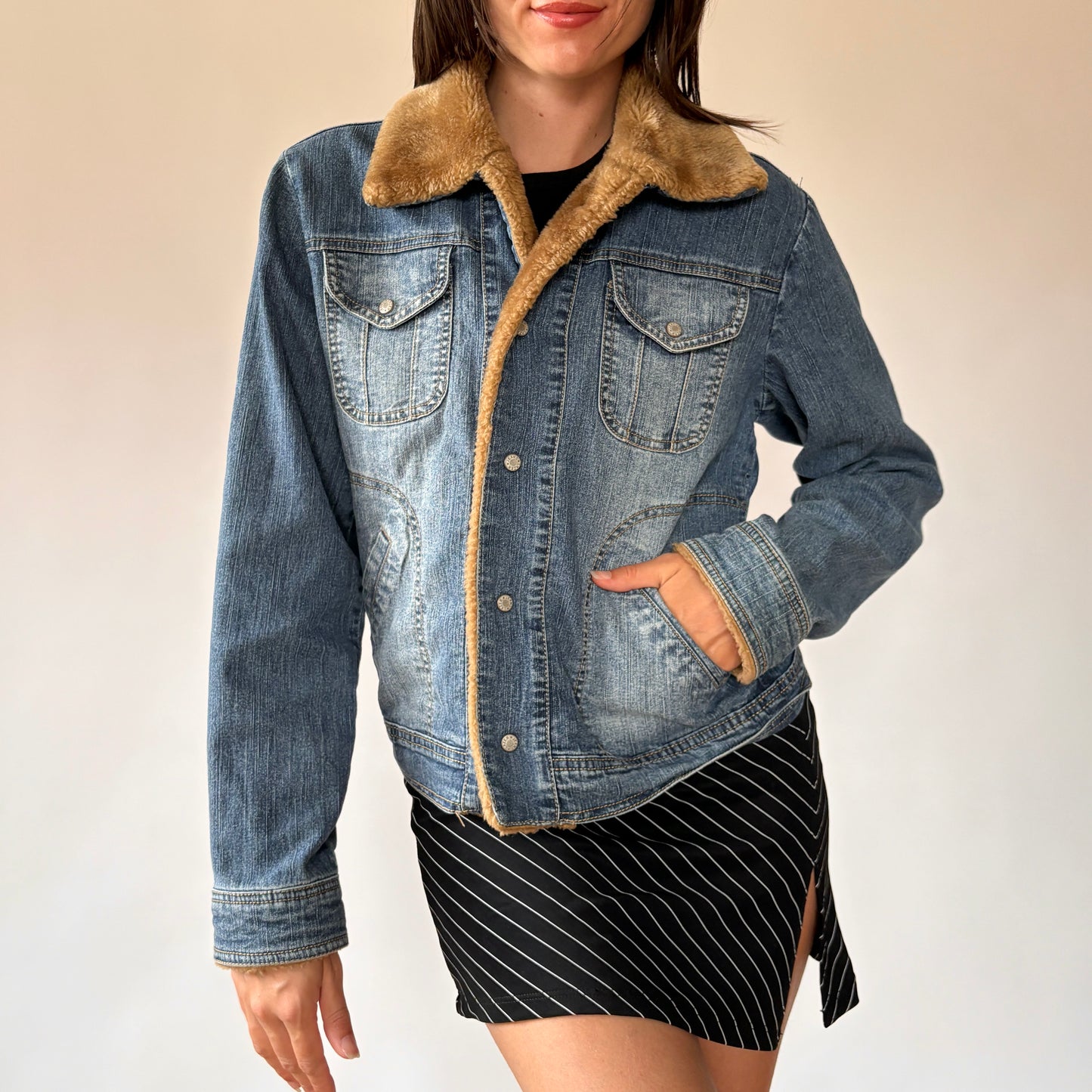 Y2K Cozy Denim Jacket (M)