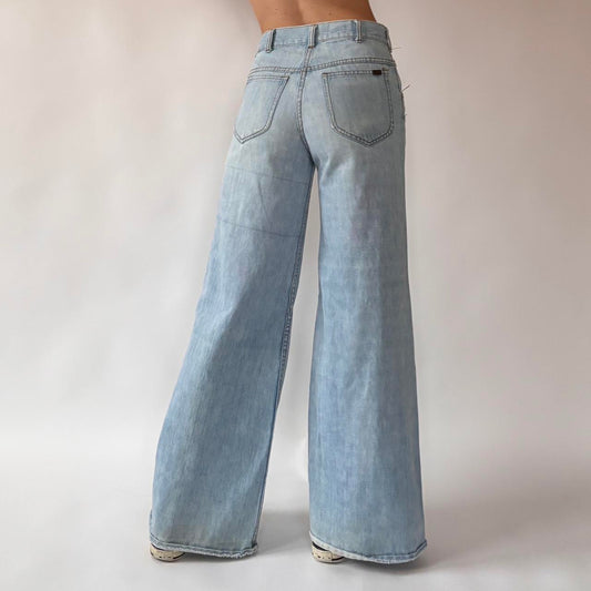 70s Light Wash Bellbottoms (XS/S)