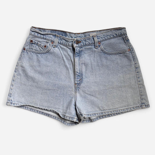 Levi’s 90s 561 Jean Shorts (XL)