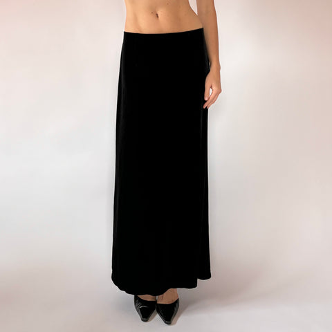 90s Noir Velvet Maxi Skirt (S)