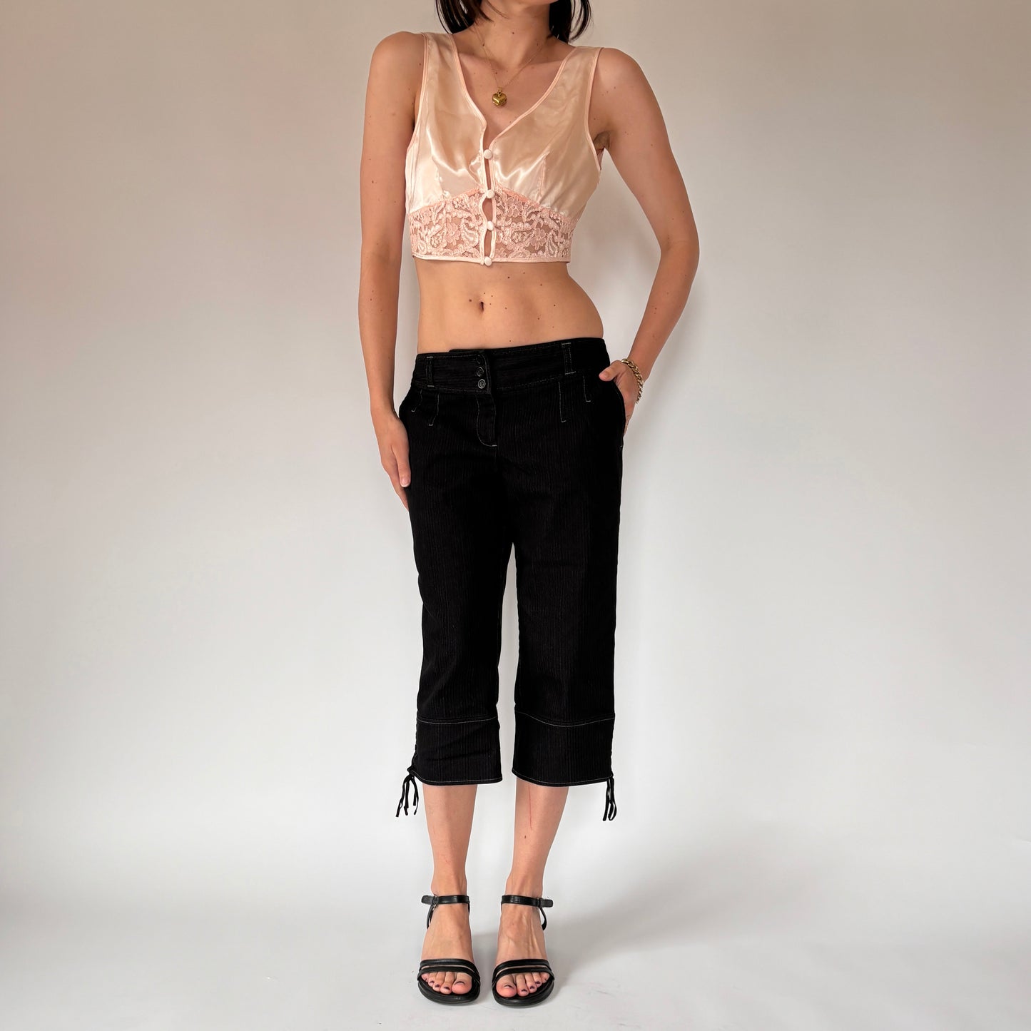 2000s Noir Capris (S)