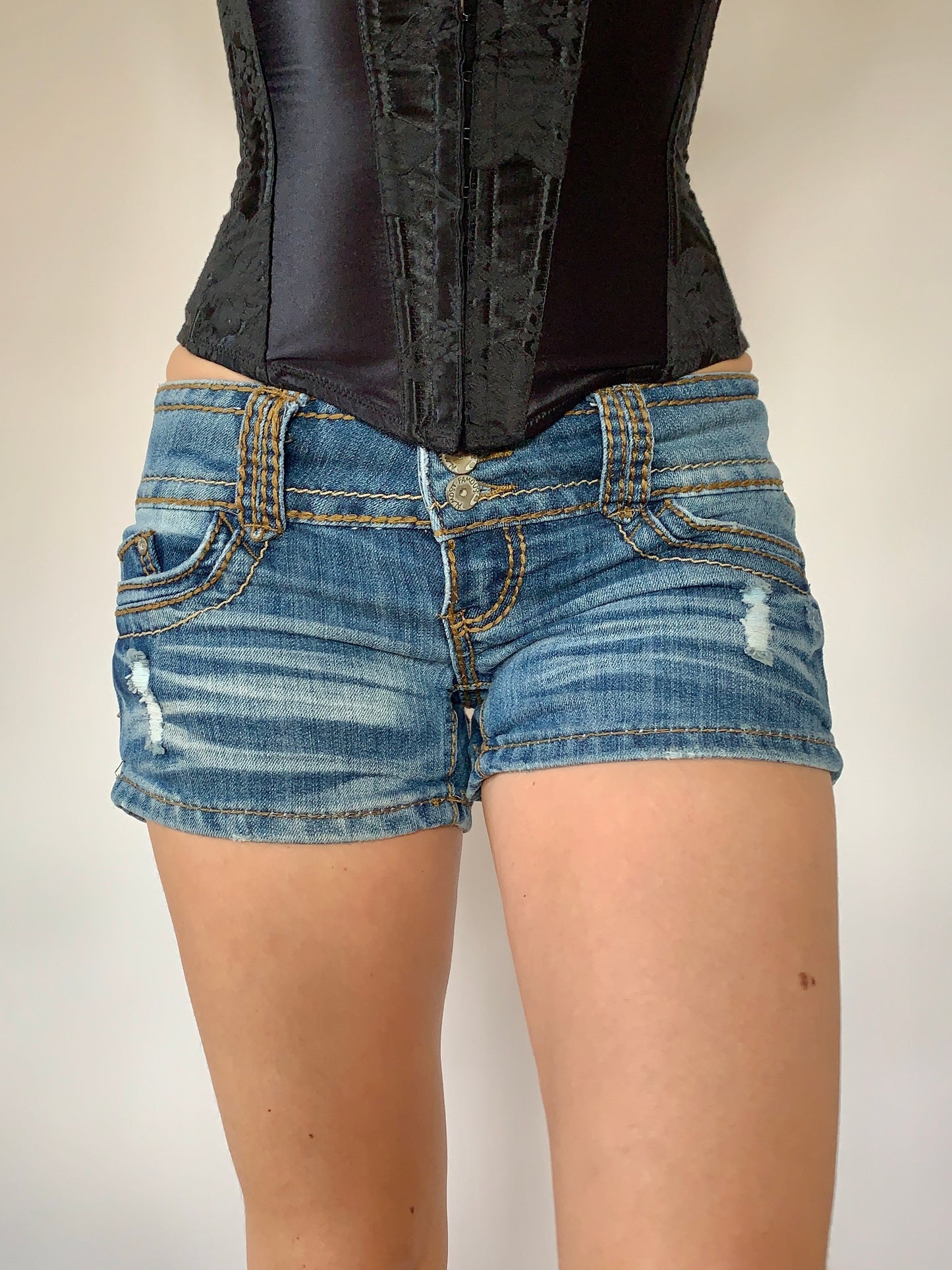Y2K Low Rise Denim Shorts - Small