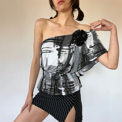 Y2K One Shouldered Top (S/M)