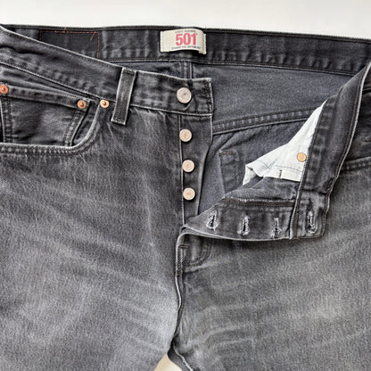 Levi’s Black Wash 501s (L)