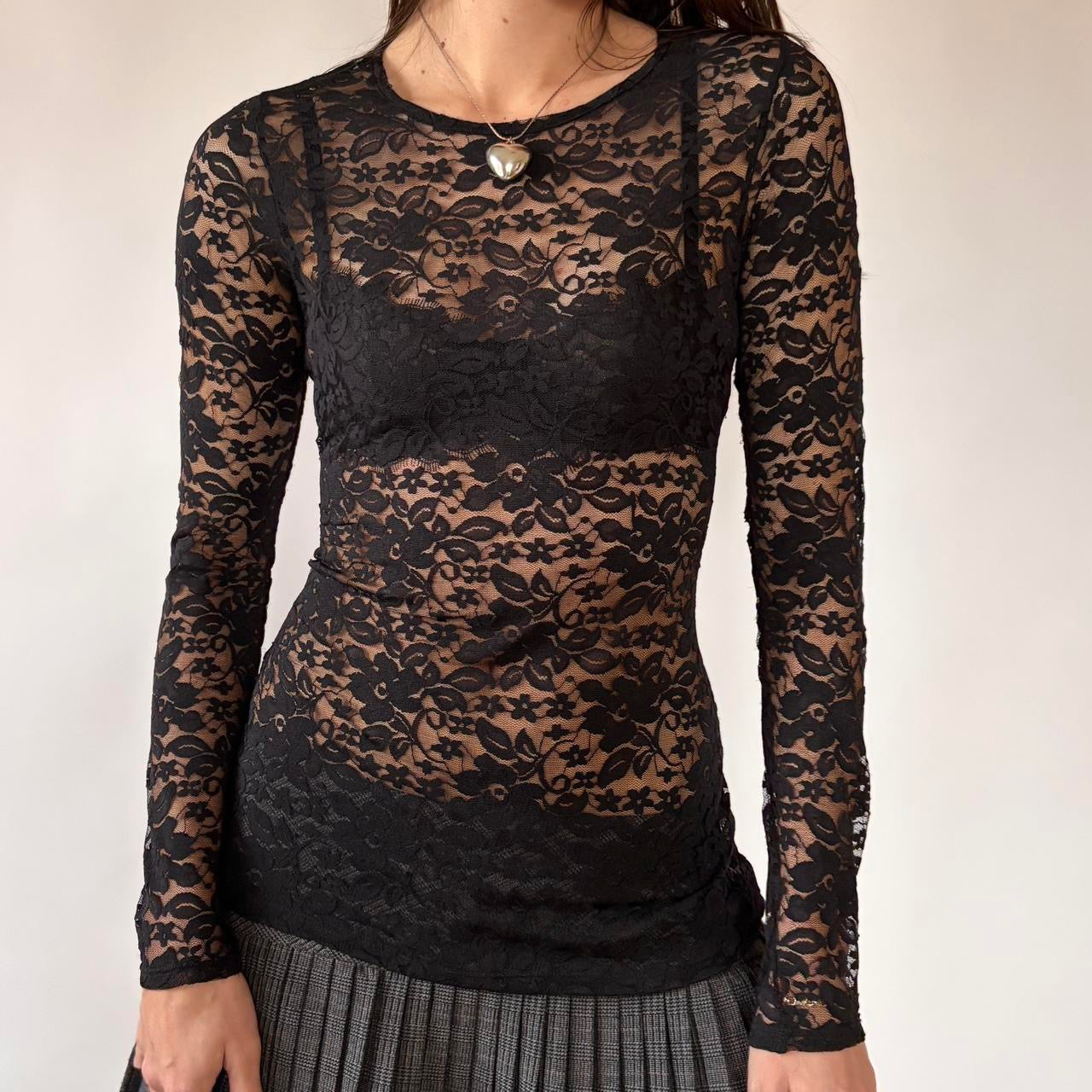 00s Black Lace Longsleeve Top (S/M)