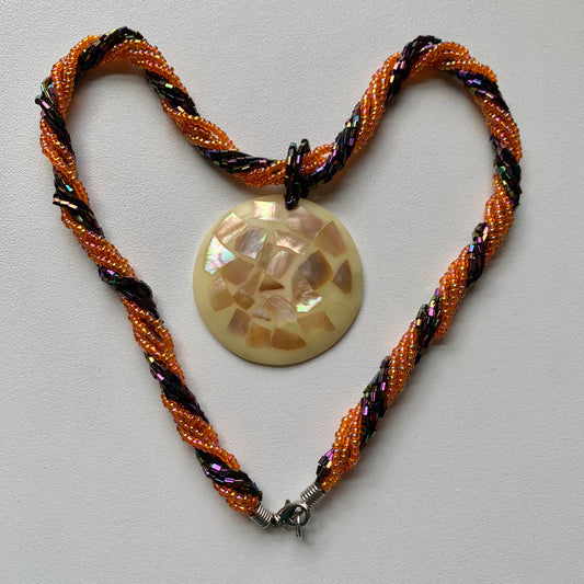 Shell Pendant Necklace