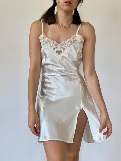 Y2K Pearl Slip