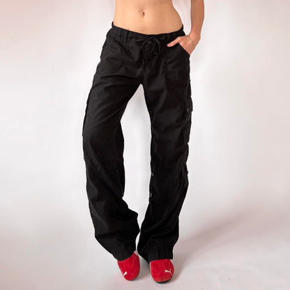 Y2K Black Cargo Pants (M)