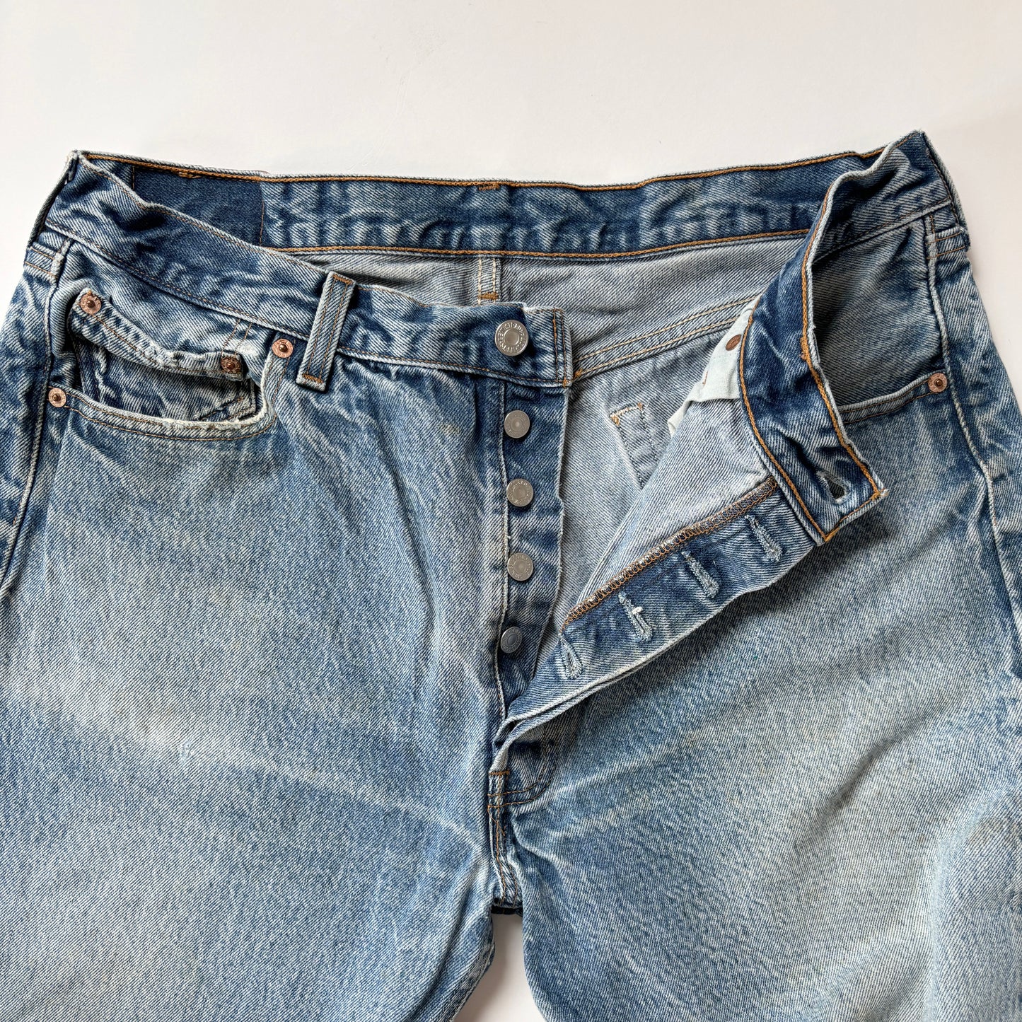 Levi’s 90s 501s (L)