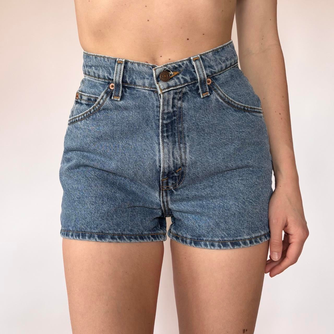 Levi’s 90s 912 Jean Shorts (XS)