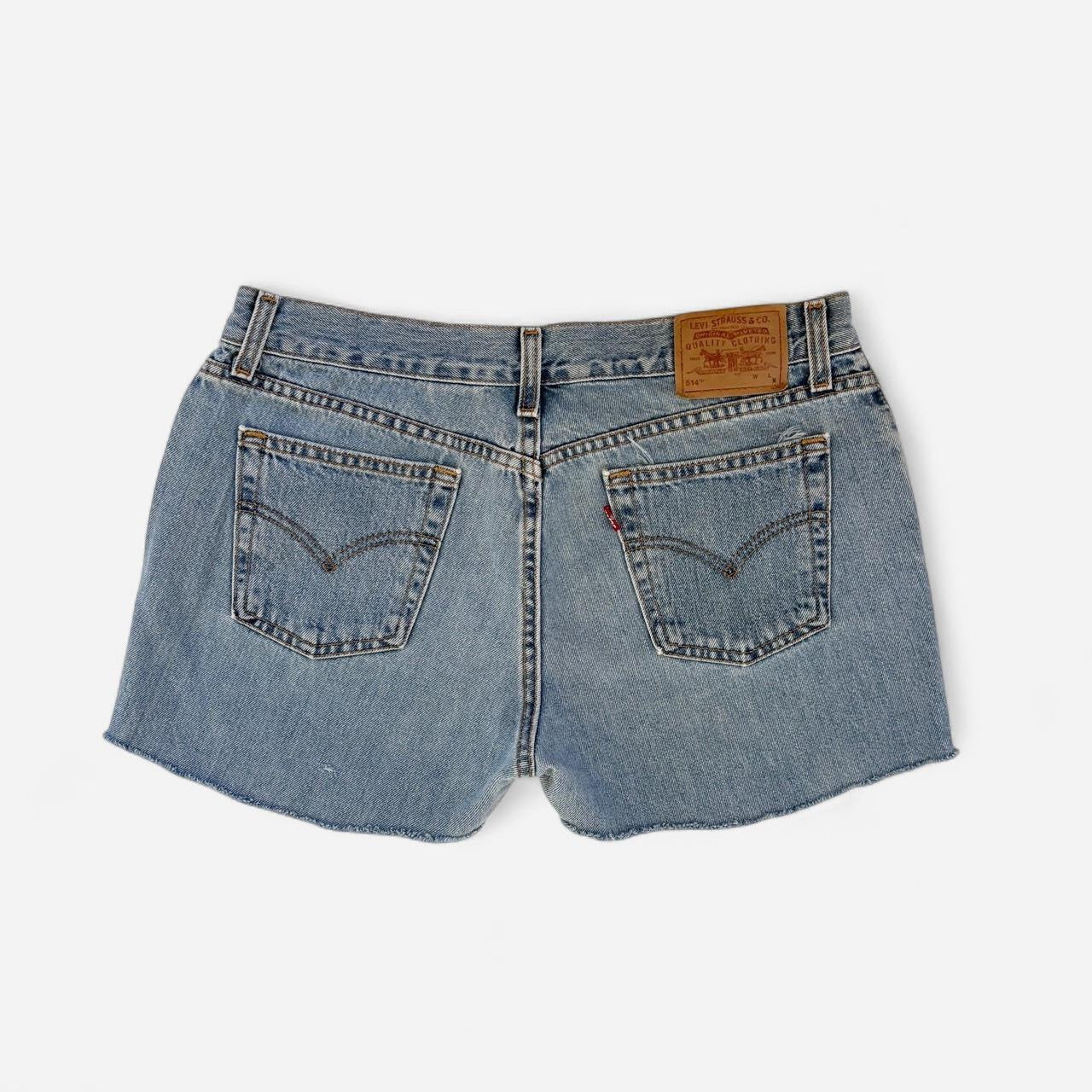Levi’s 90s 514 Cutoff Denim Shorts (M)