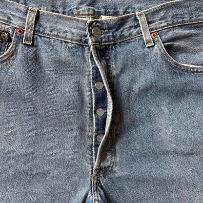 90 Levi’s 501 Jeans (XL)
