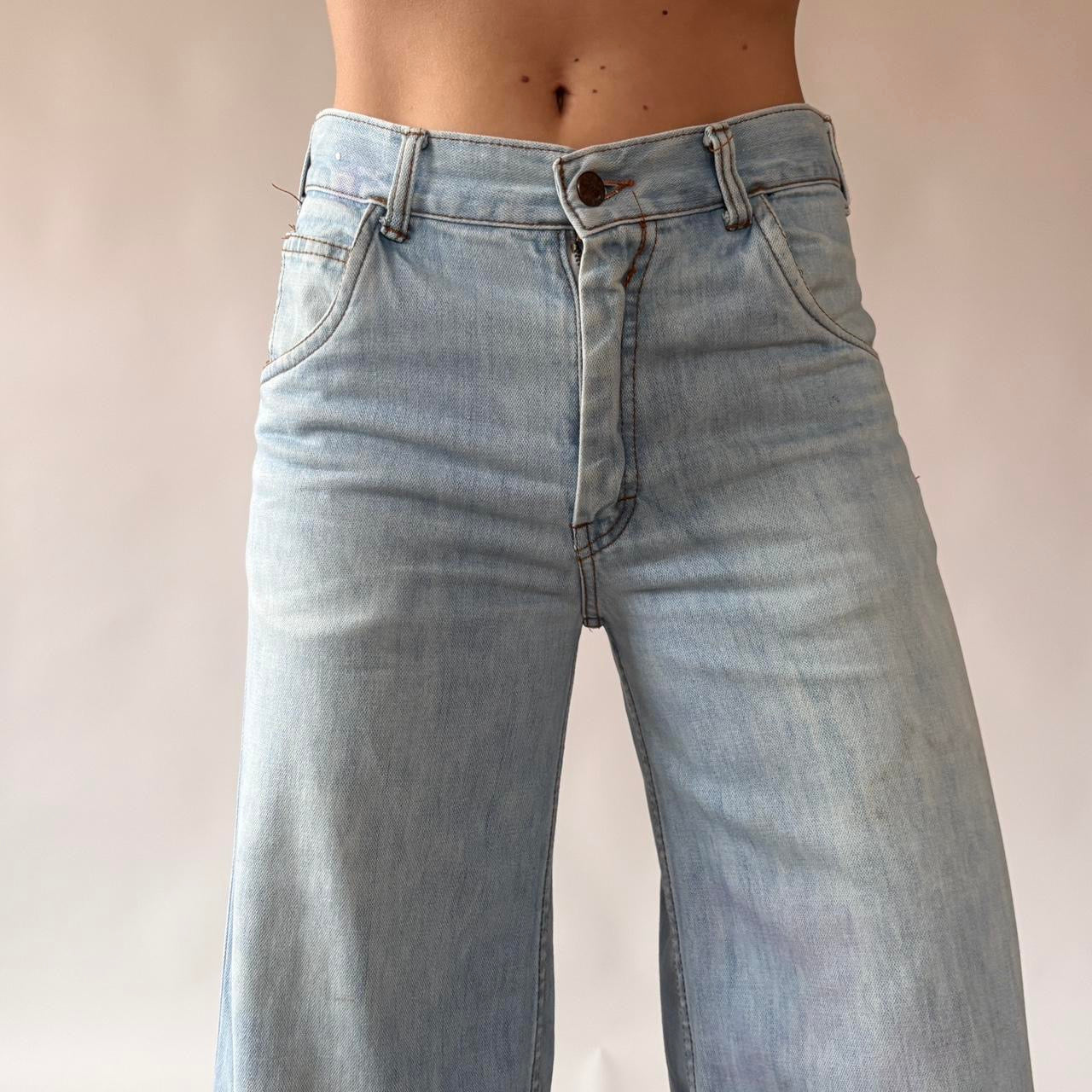 70s Light Wash Bellbottoms (XS/S)