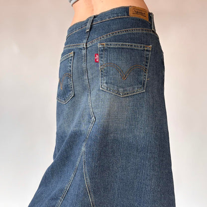 2006 Levi’s Denim Maxi Skirt (S)