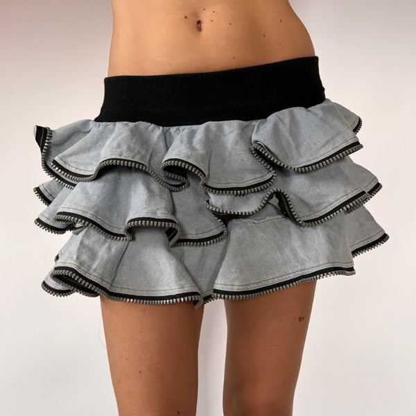 Glavil Denim Ruffle Skort (XS)