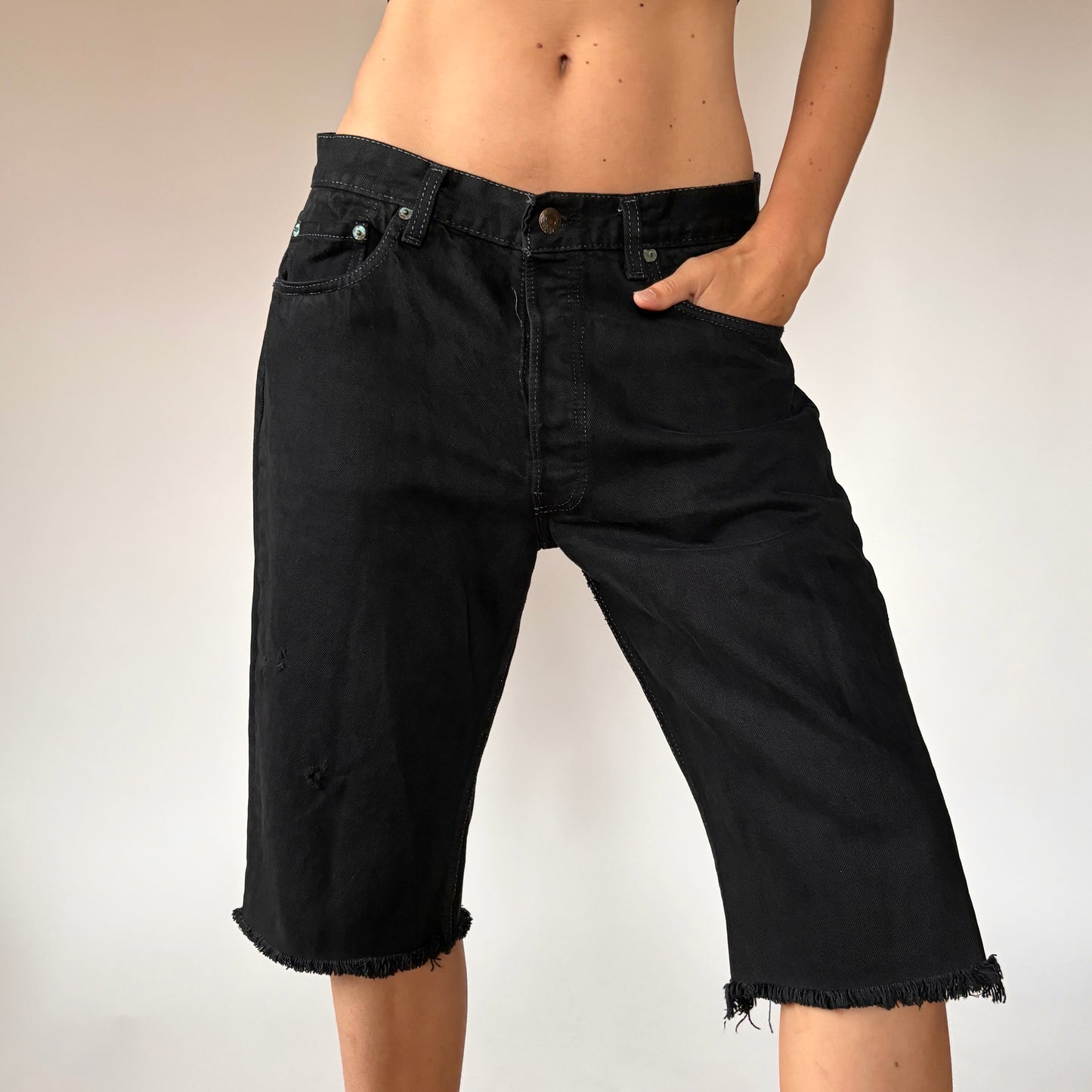 Levi’s Black Wash Jorts (M)