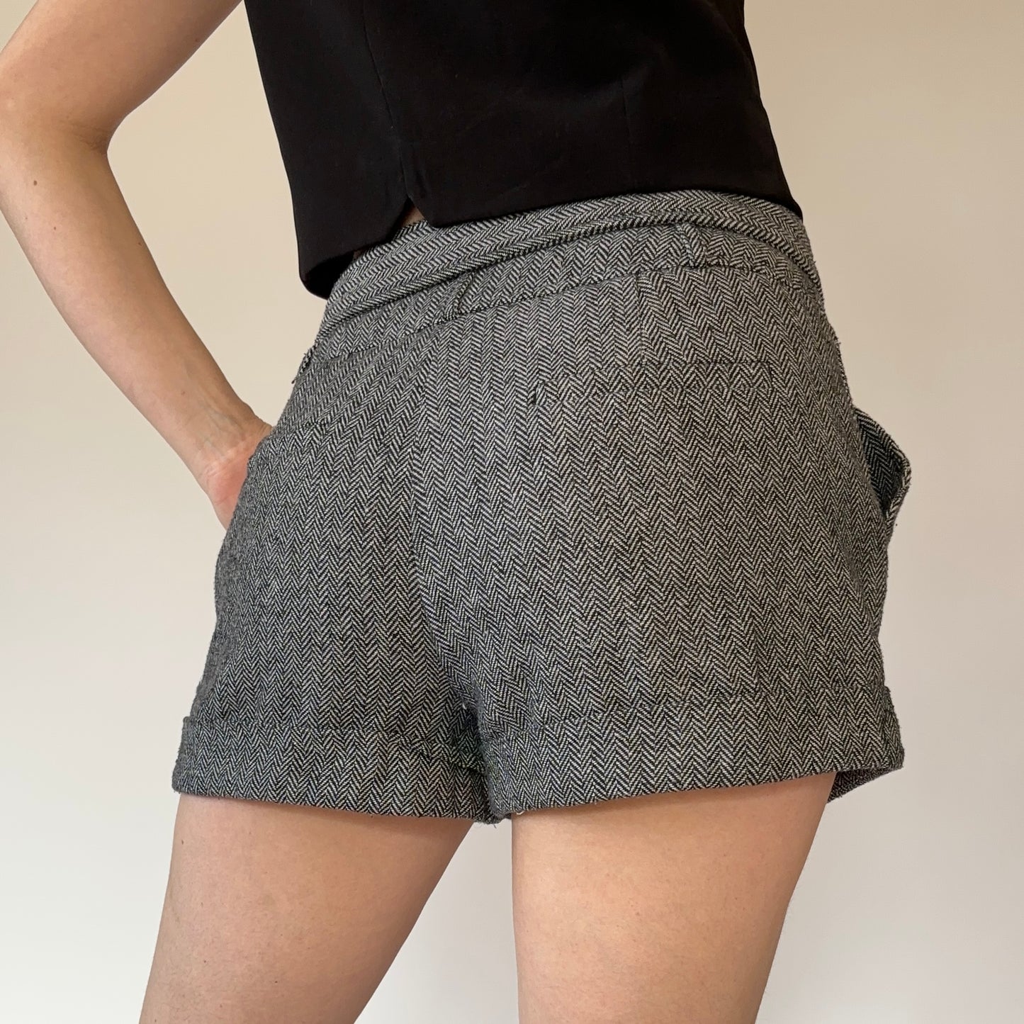 2000s Belted Tweed Shorts (S)