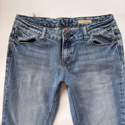 Y2K Low Rise Flare Jeans (S/M)