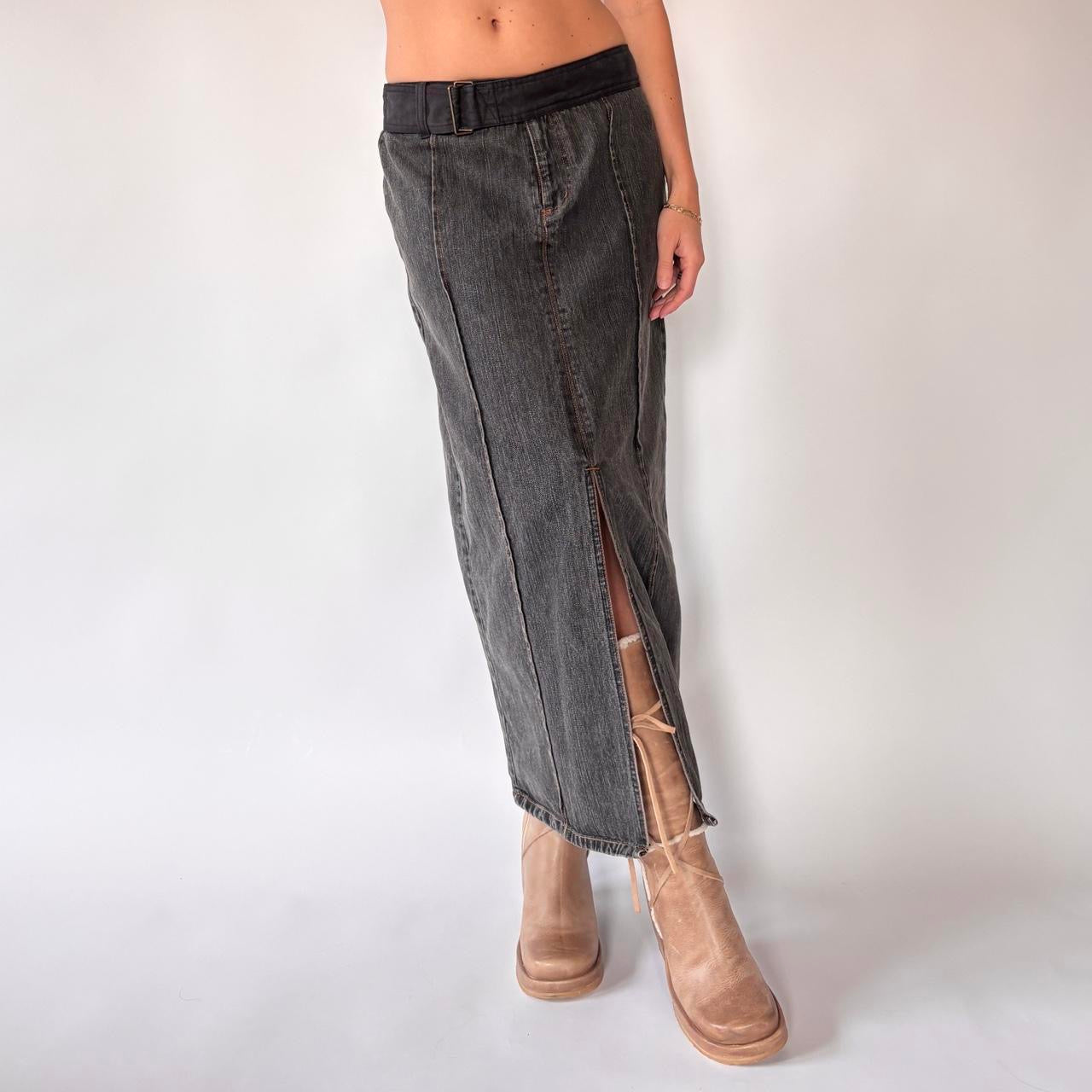 90s Belted Denim Maxi Skirt (S/M)