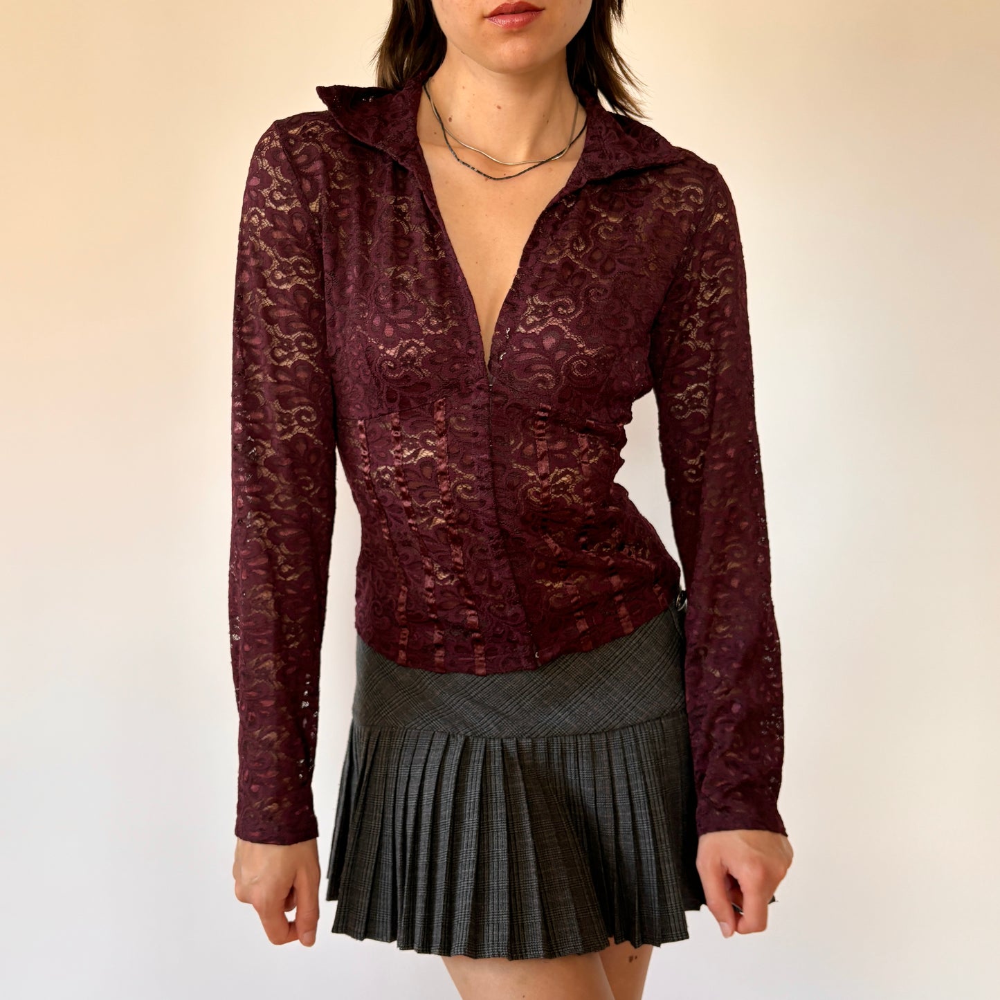 90s Plum Lace Top (M)