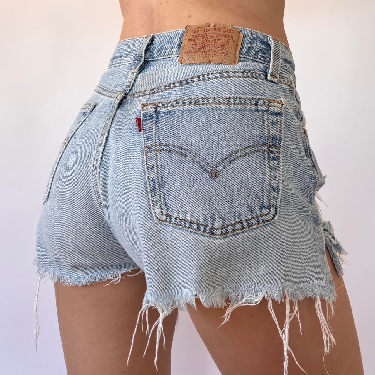 Levi’s 90s 501 Cutoffs (XS)