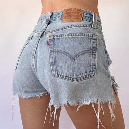 Levi’s 90s 501 Cutoffs (XS)