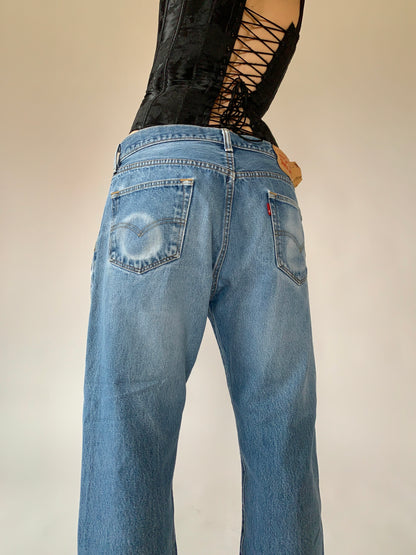 Levi’s 501s - Large