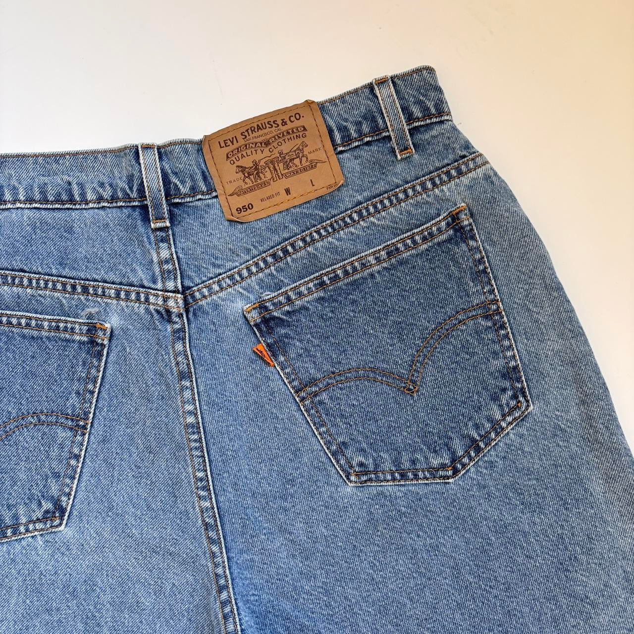 Levi’s 90s 950 Jean Shorts (L)